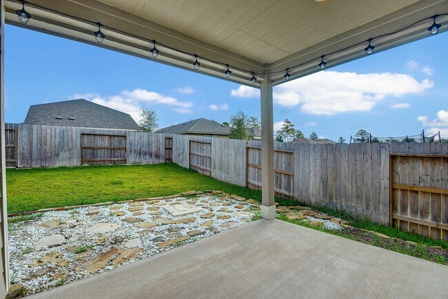 Building Photo - 18572 Meadow Point Ln