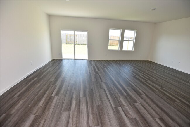 Building Photo - 21650 Cottage Ln