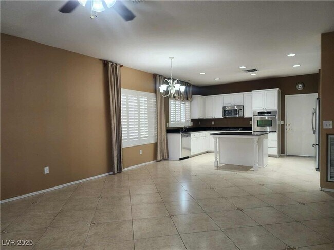 Building Photo - 2934 Maffie St