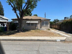 Building Photo - Price Reduced