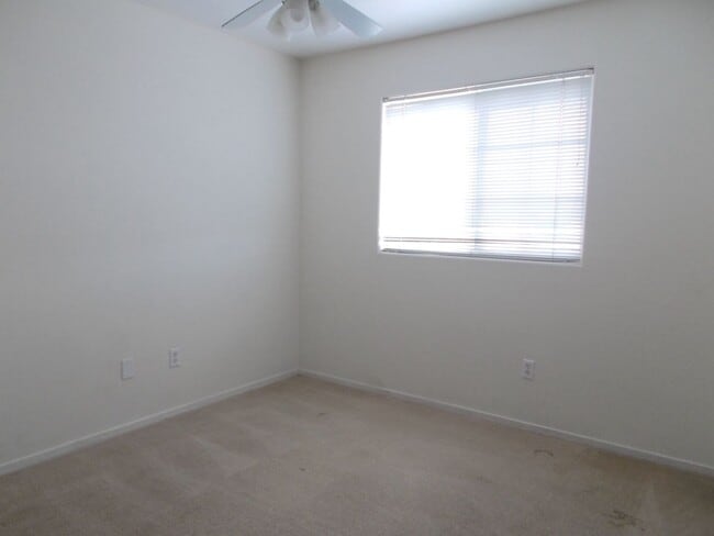 Building Photo - 1825 Cutlass Dr