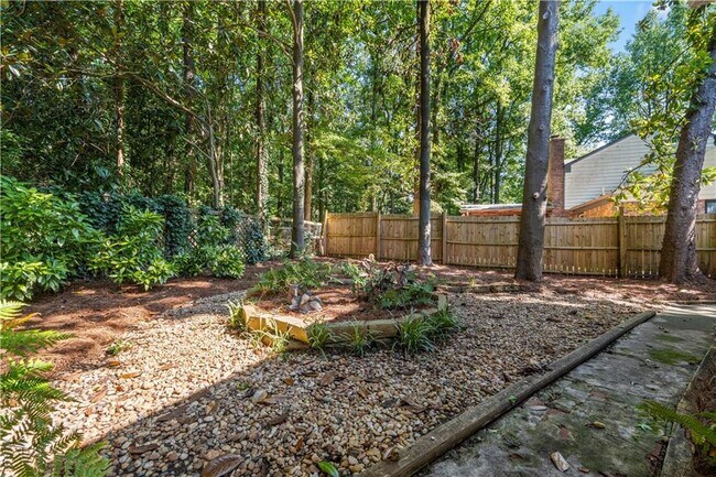Building Photo - 78 Pheasant Dr SE