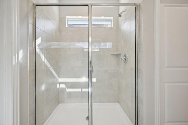 Building Photo - 1412 Bridgestone Dr