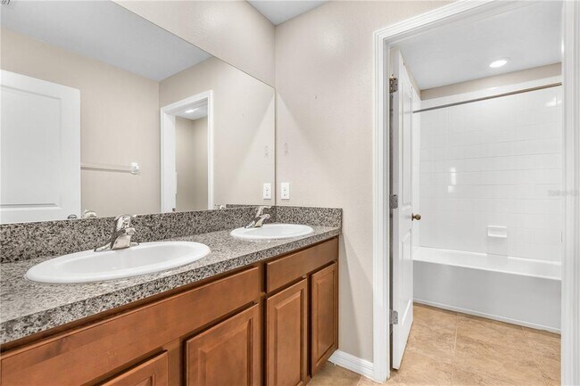 Building Photo - 5149 White Chicory Dr