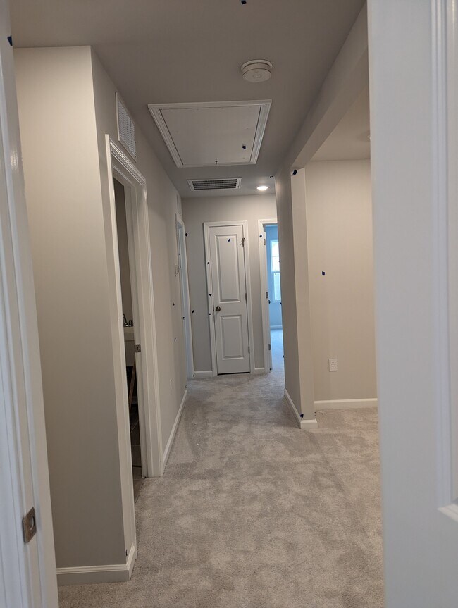 Building Photo - 1838 Porch Swing Way