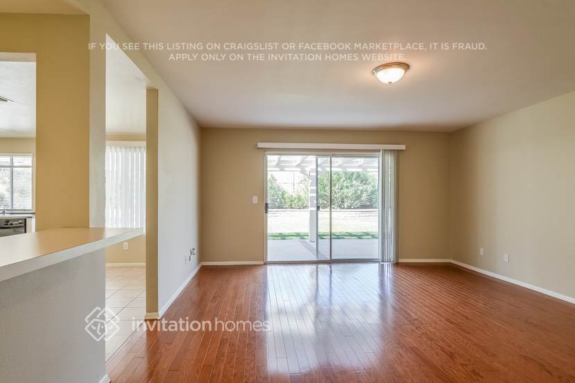 Building Photo - 41223 Maple St