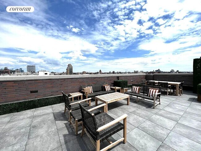 Building Photo - 106 N 3rd St