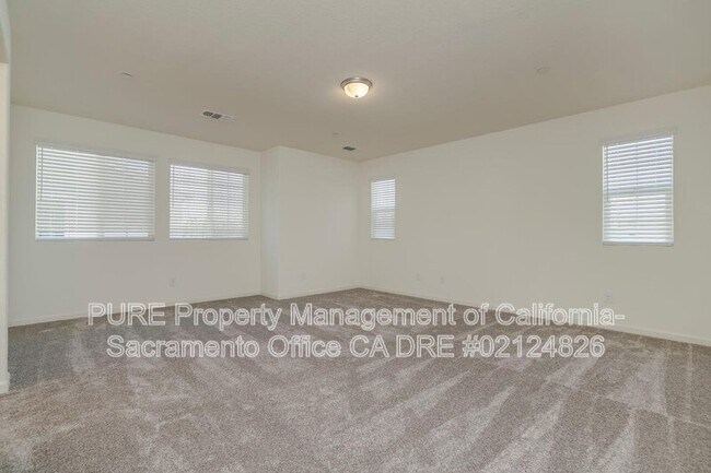 Building Photo - 3192 Mabry Dr