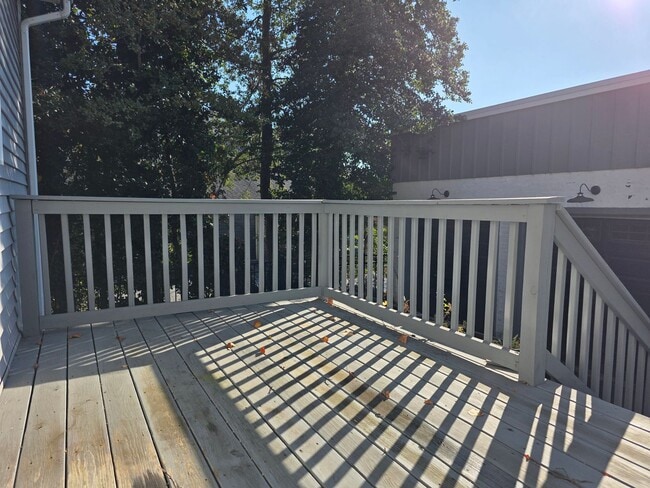 Building Photo - Gorgeous one of a kind 5 bedroom home fully updated