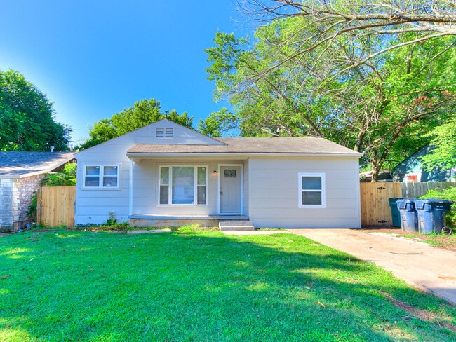 Building Photo - 2416 NW 42nd St