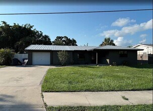 Building Photo - 4598 Brooksdale Dr