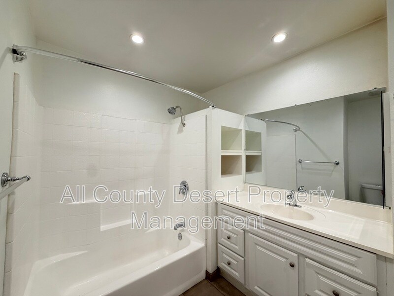 Building Photo - 27700 Avenida Terrazo