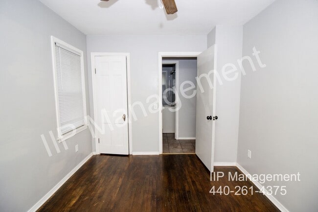Building Photo - 1357 E 289th St