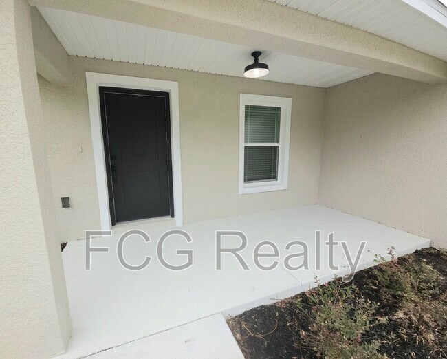 Building Photo - 7649 W Normandy Pl