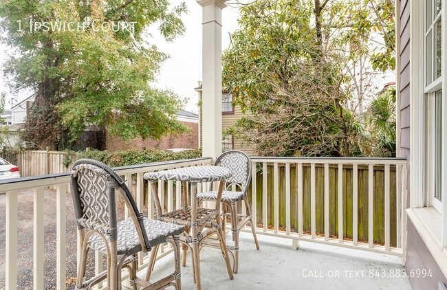 Building Photo - Beautiful House Just 2 Blocks From MUSC | ...