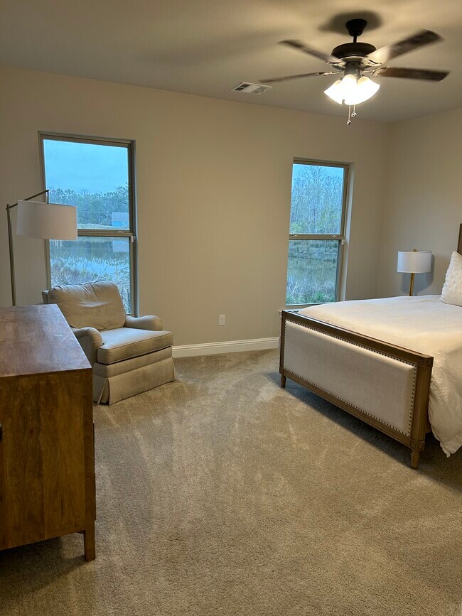 Master bedroom - 7157 Kenilworth Crossing Ave