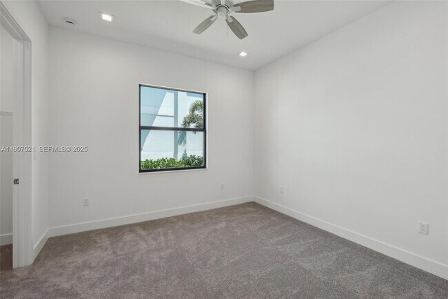 Building Photo - 13131 Feathering Wy