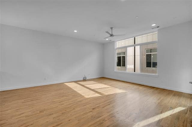 Building Photo - 2314 N Carroll Ave