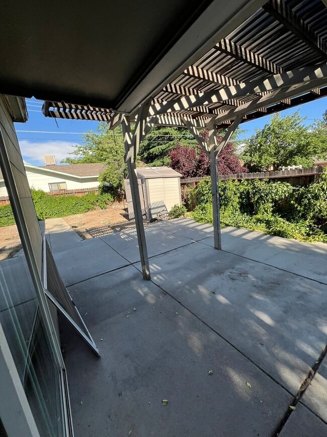 Building Photo - COMING SOON - CENTRALLY LOCATED - UPGRADED...