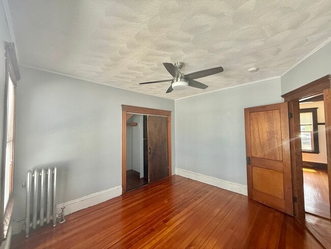 Building Photo - 41 Dunbar Ave