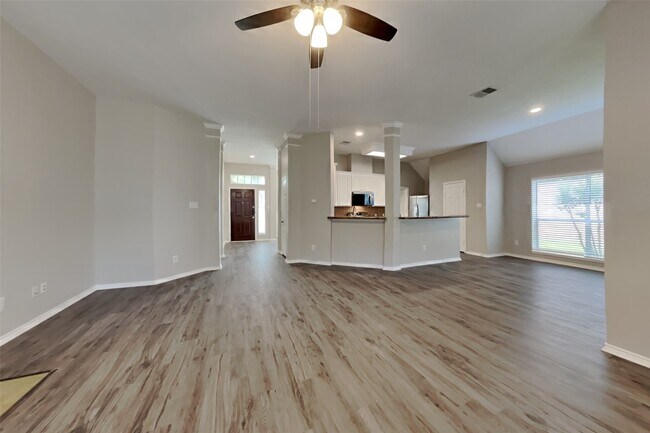 Building Photo - 20214 Stone Falls Ct
