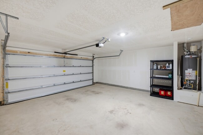 Building Photo - 2841 Patriot Ridge Dr