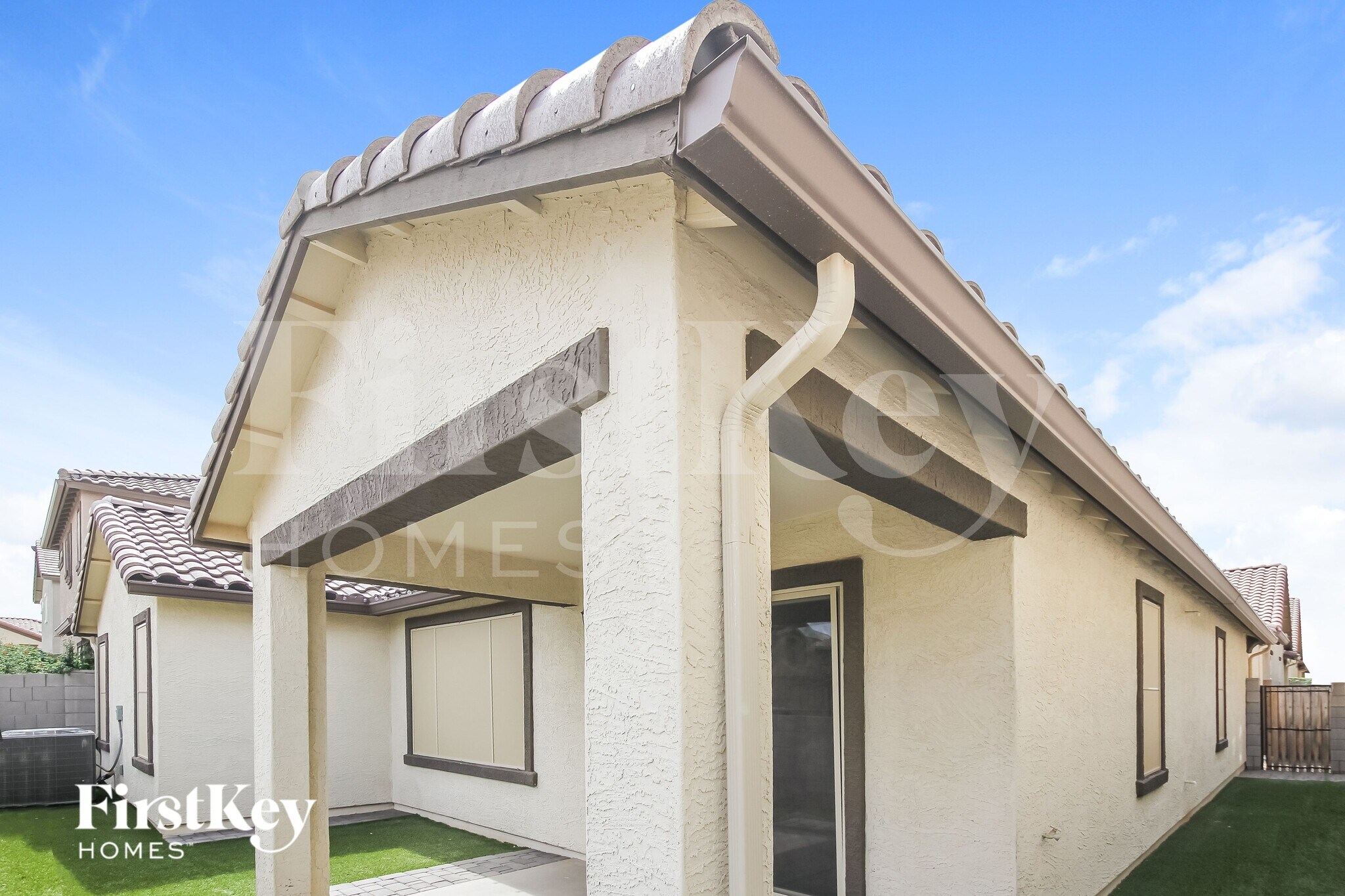 Building Photo - 16570 W Sierra St