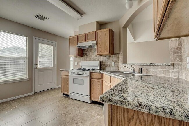 Building Photo - 18814 Bonners Park Cir