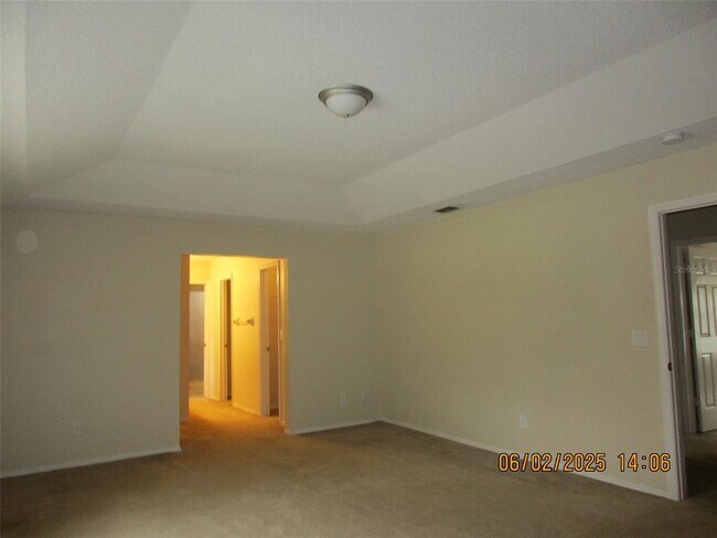Building Photo - 14402 Huntingfield Dr