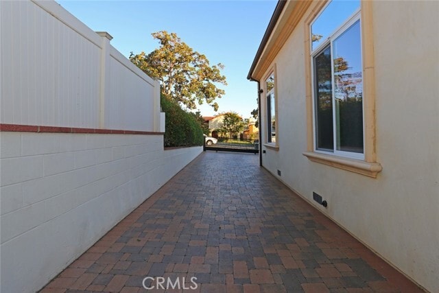 Building Photo - 831 E Orange Grove Ave