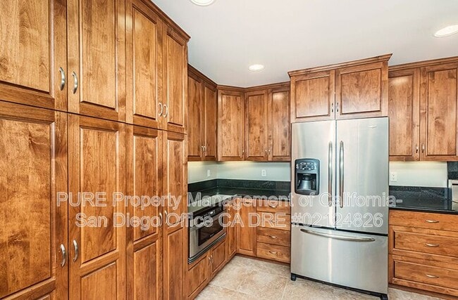 Building Photo - 6517 Delbarton St