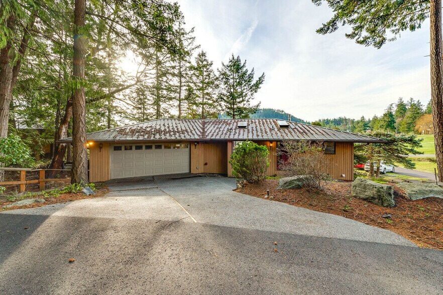 Building Photo - 902 Paiute Pl