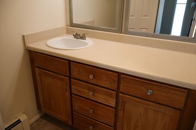Building Photo - 3BR Fort Collins Gem – Where Comfort Meets...