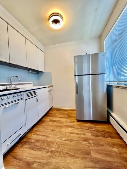 Building Photo - Karen Jean Apartments