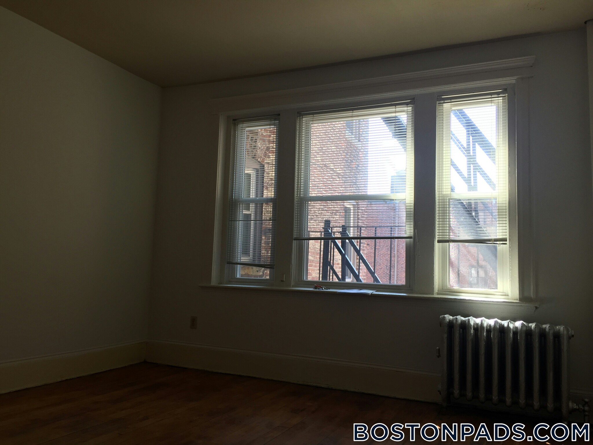Building Photo - 46 Westland Ave