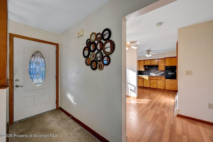 Building Photo - 510 Stallion Rd SE