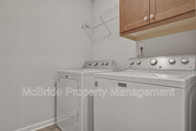 Building Photo - 1653 Tralee Ct