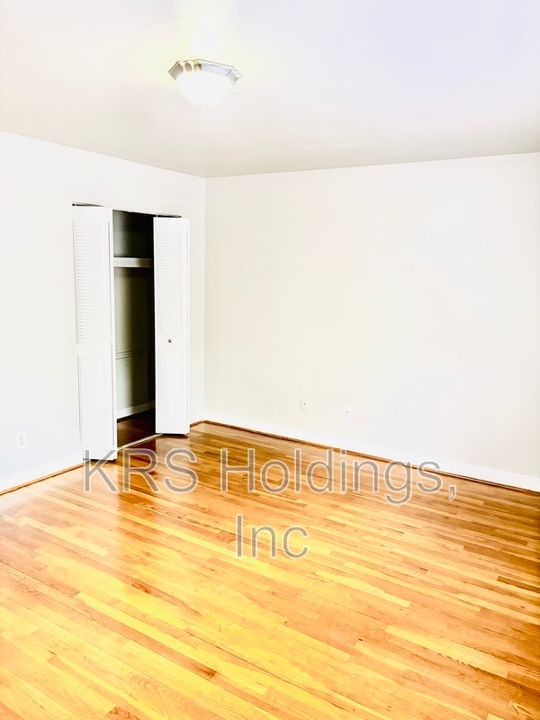Building Photo - 5249 Goolsby Ct