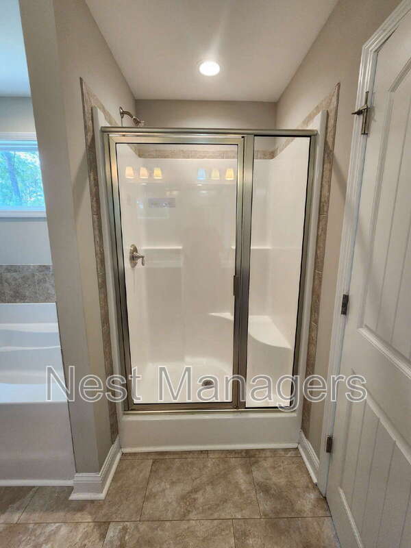 Building Photo - 3846 Standardbred Dr