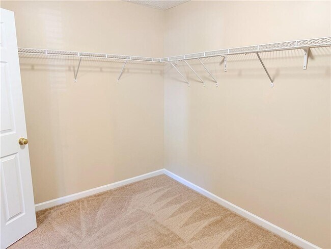Building Photo - 1210 Skylar Ridge Cir