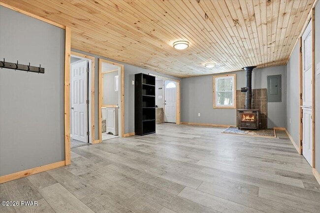 Building Photo - 209 Urban Rd