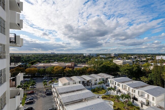 Building Photo - 2750 NE 183rd St