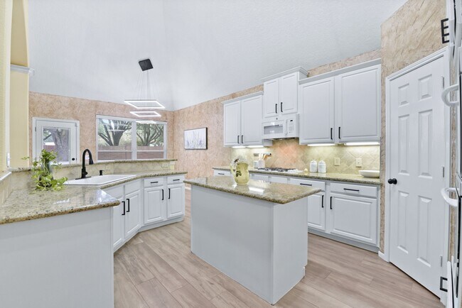 Building Photo - 23030 N Warmstone Way