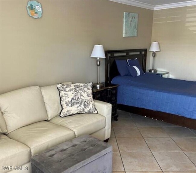 Building Photo - 2555 9th St N