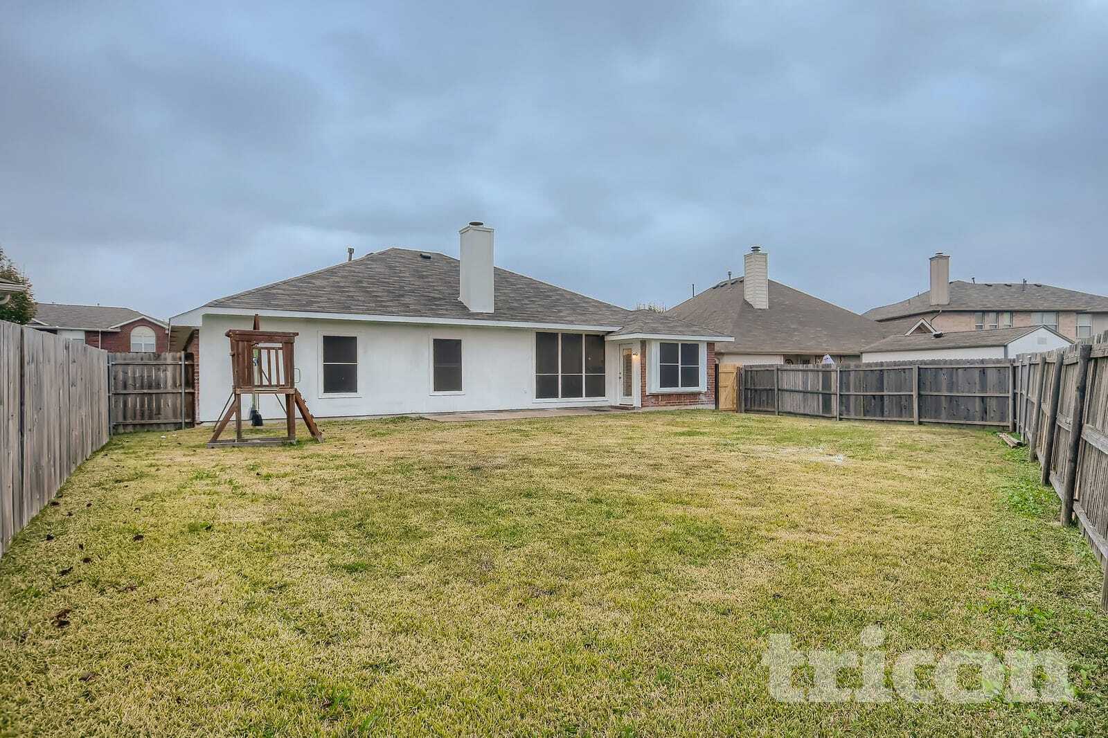 Building Photo - 2021 Cantura Dr