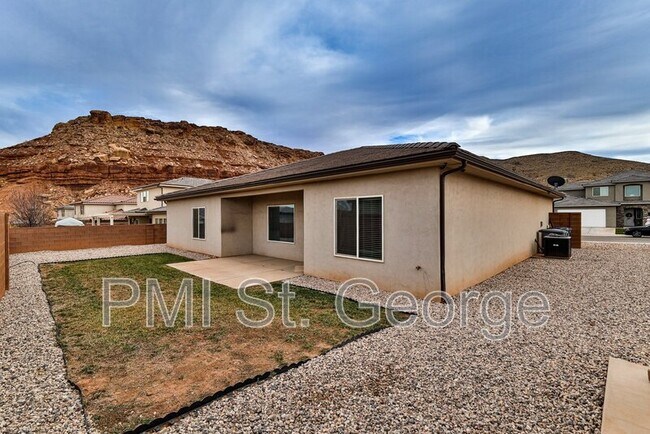 Building Photo - 3731 E Shooting Star Ln