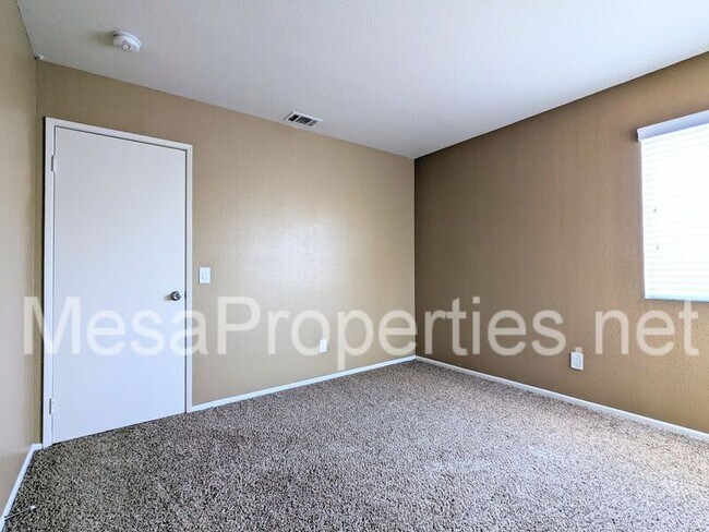 Building Photo - 14747 Amber Ct