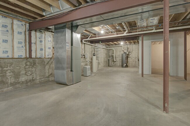 Building Photo - 403 E Main St