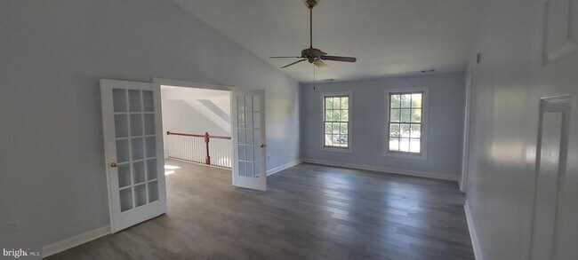 Building Photo - 6135 Fieldcrest Ct
