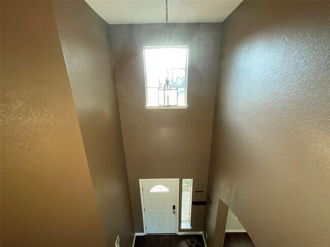 Building Photo - 4427 Meadowside Ln